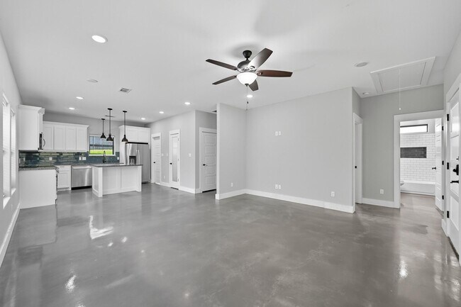 Foto del edificio - 610 E Shepherd St