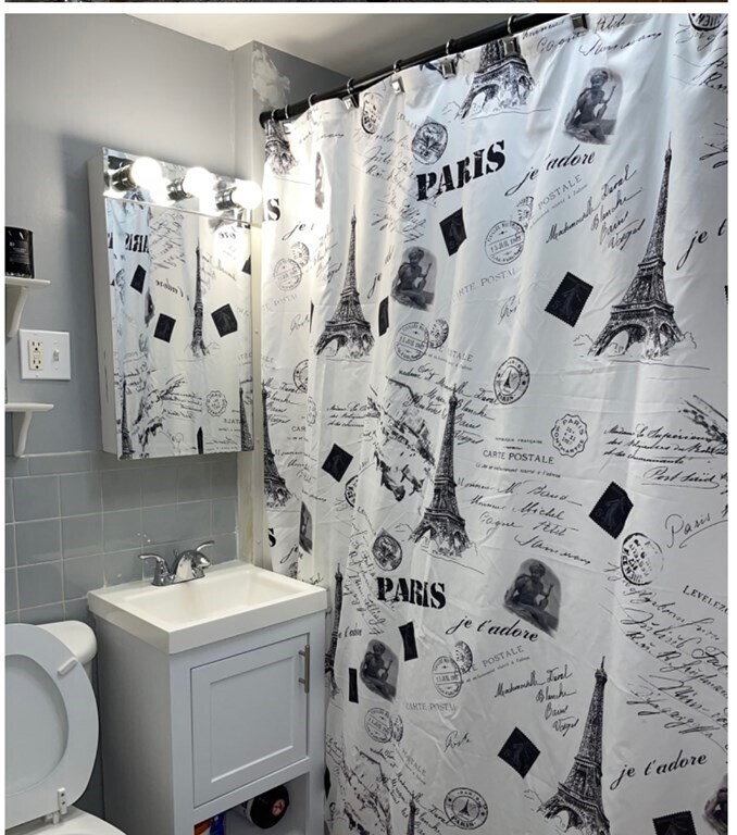 Foto principal - 328 Centre St