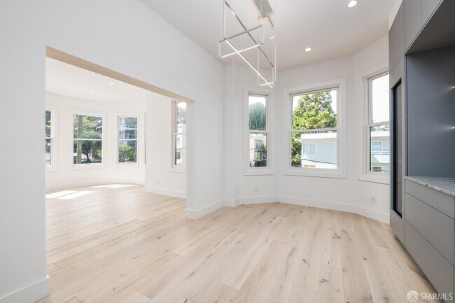 Building Photo - 4758 17th St