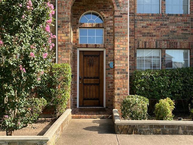 Foto del edificio - 5808 Colby Dr
