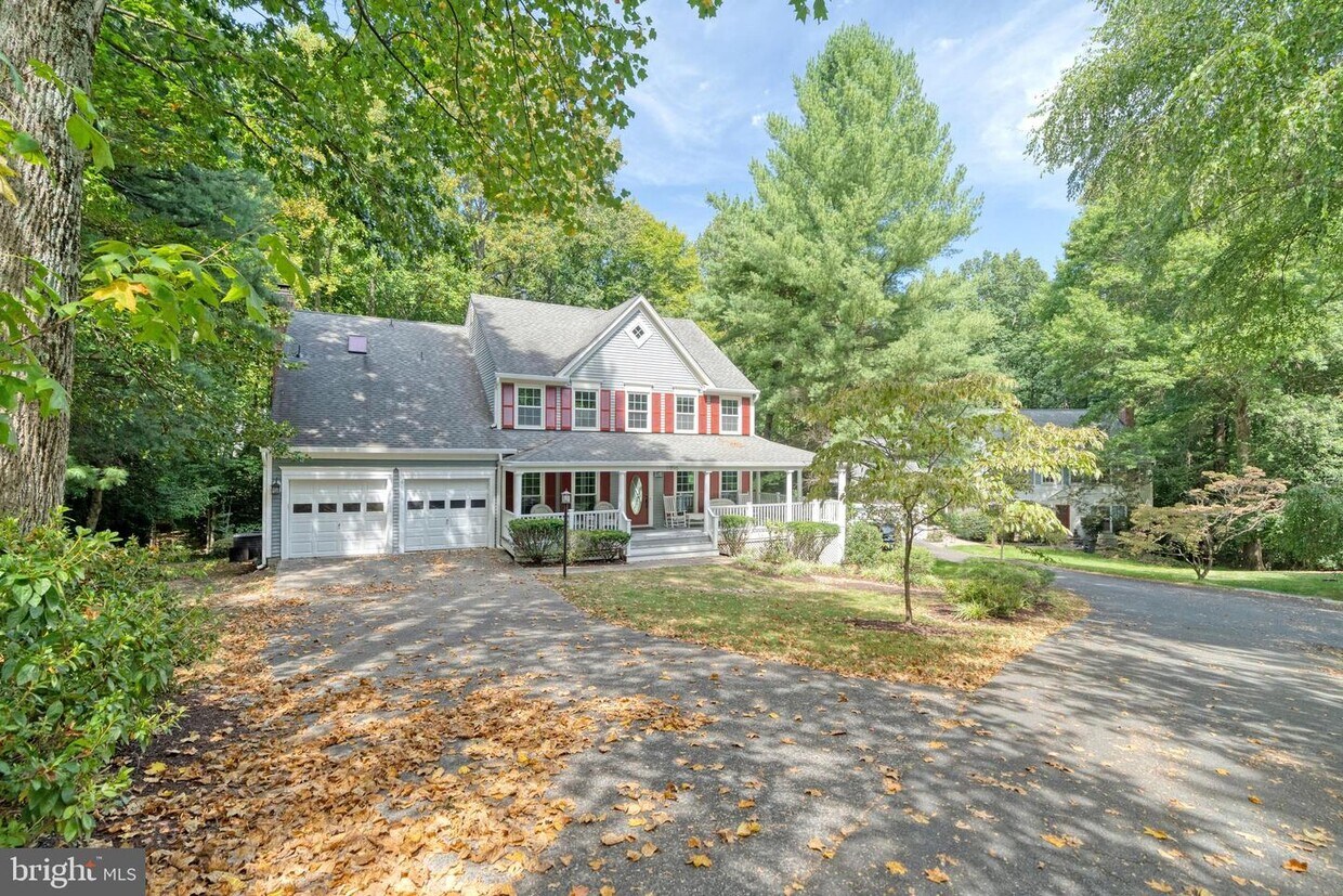 Primary Photo - 11896 Fawn Ridge Ln