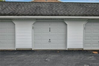 Building Photo - 270 Buffalo Rd