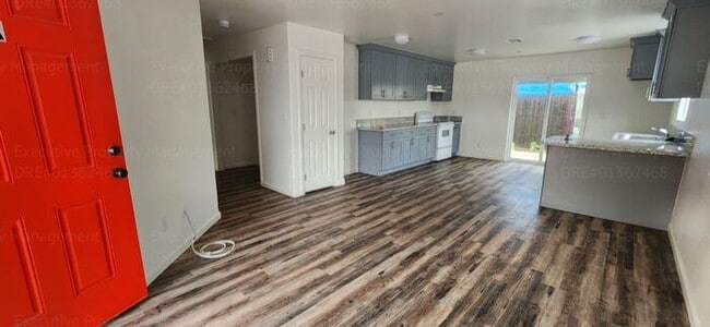 Building Photo - 3 Bedroom 1 Bath Rental Terms $1,950 Rent ...