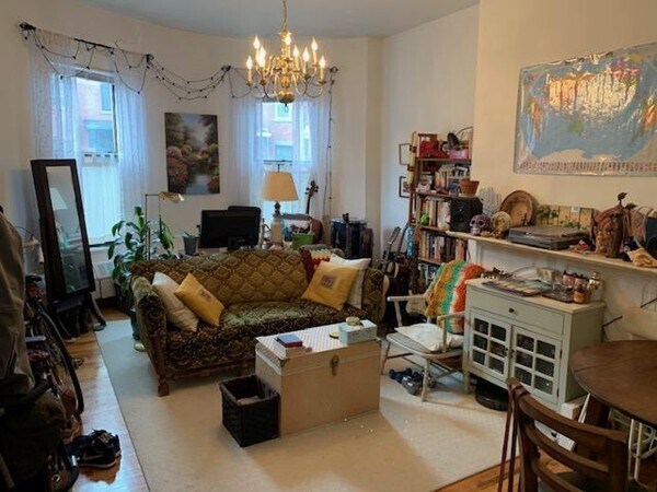 Foto del edificio - 89 E Brookline St