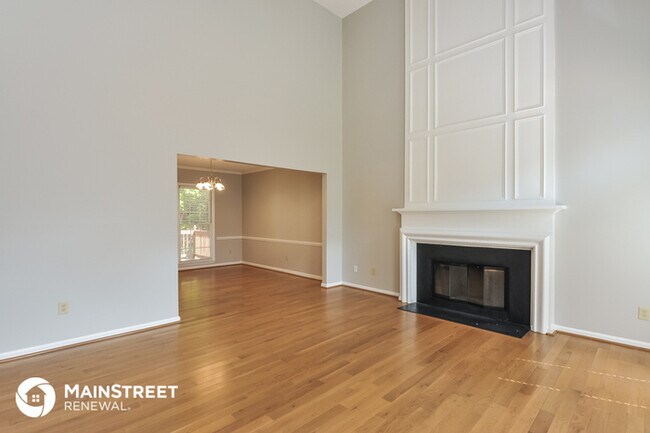 Building Photo - 702 Beddingfield Dr