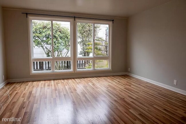 Building Photo - 3 br, 1 bath House - 95 Cragmont Ave