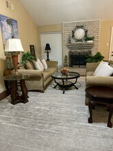 Building Photo - 15938 Mission Village Dr