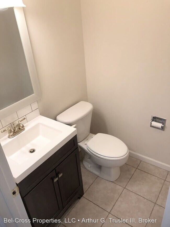 Building Photo - 3 br, 2.5 bath House - 209 Palisades Drive
