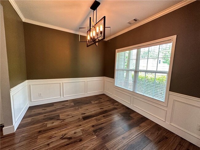 Foto del edificio - 2758 Suttonwood Way NE