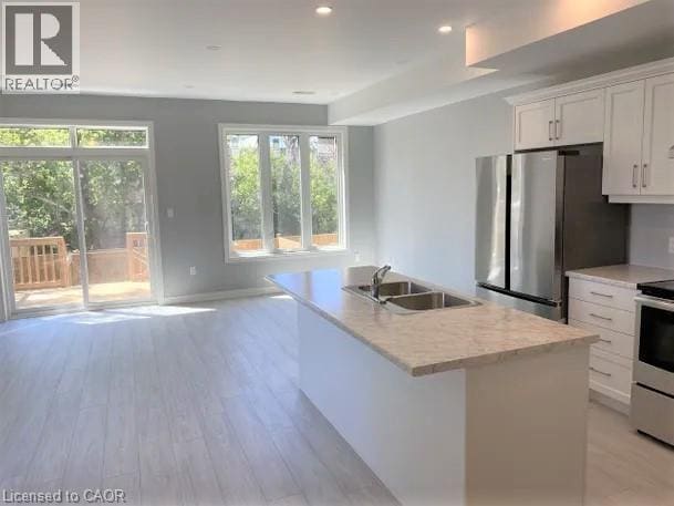 Building Photo - 18C MERIGOLD Street Unit# #UPPER