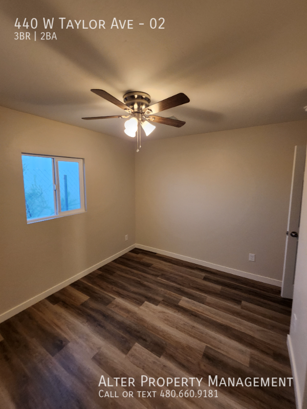 Foto del edificio - 440 W Taylor Ave