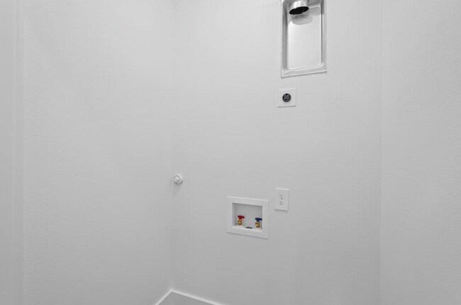 Foto del edificio - 2713 1st Ave