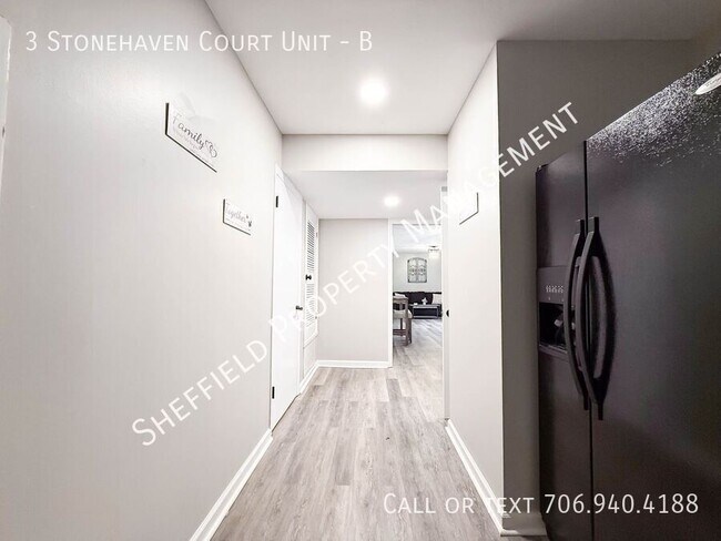 Building Photo - 3 Stonehaven Ct