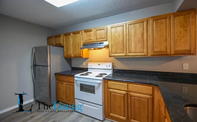 Building Photo - 644 Kenwick Cir