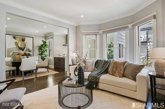 Building Photo - 2 br, 1 bath Condo - 2036 Greenwich St