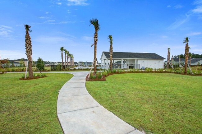 Building Photo - 423 Squire Pope Rd