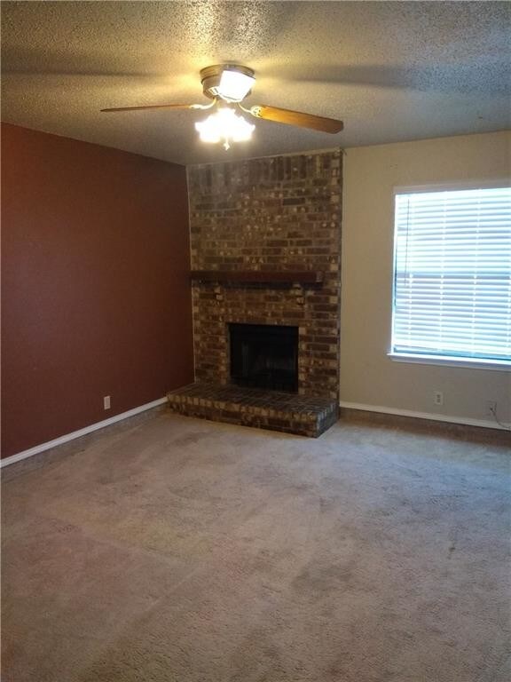 Building Photo - 801 Bluebonnet Dr