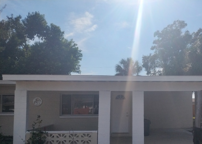 Building Photo - 5030 98th Ave N