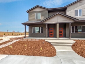 Building Photo - 2814 Barnstormer St