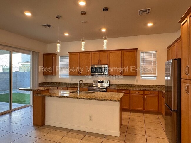 Foto del edificio - 15811 N 74th Ln