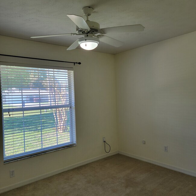 Foto del edificio - 6215 SW 80th St