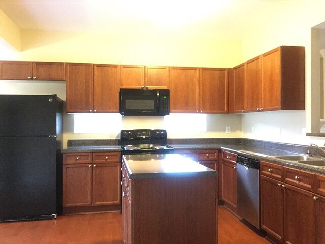 Foto del edificio - 942 Legacy Park Rd