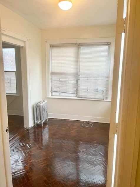 Foto del edificio - 10317 171st St