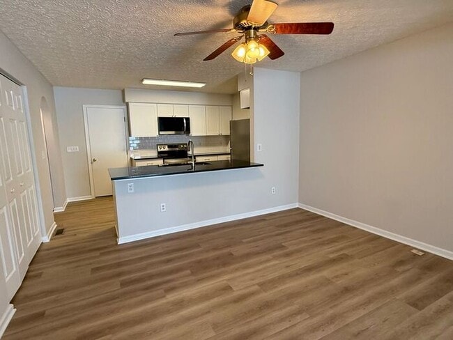 Building Photo - Newly Remodeled 3 Bed, 2.5 Bath in Pataskala