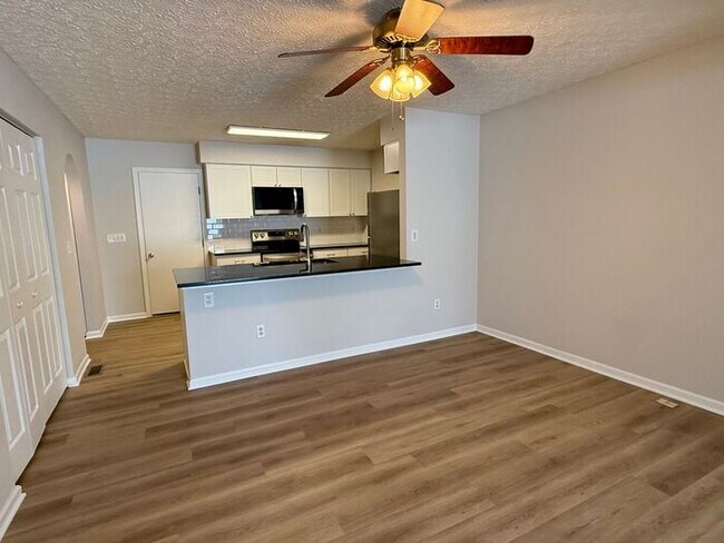 Foto del edificio - Newly Remodeled 3 Bed, 2.5 Bath in Pataskala