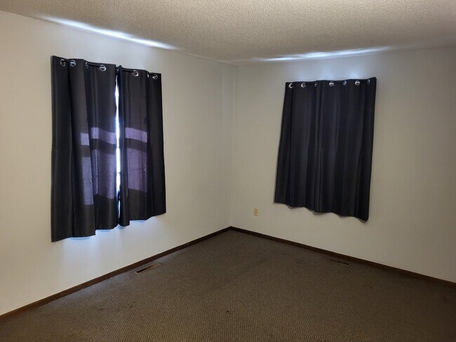 Foto del edificio - 18 2nd St