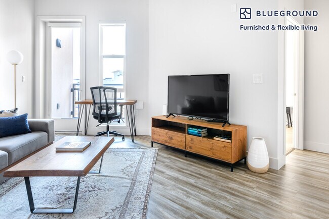 Foto del edificio - 1355 El Camino Real