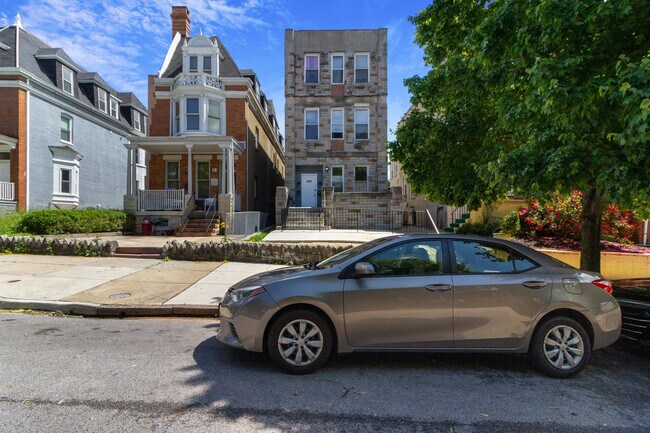 Foto del edificio - 2227 Linden Ave