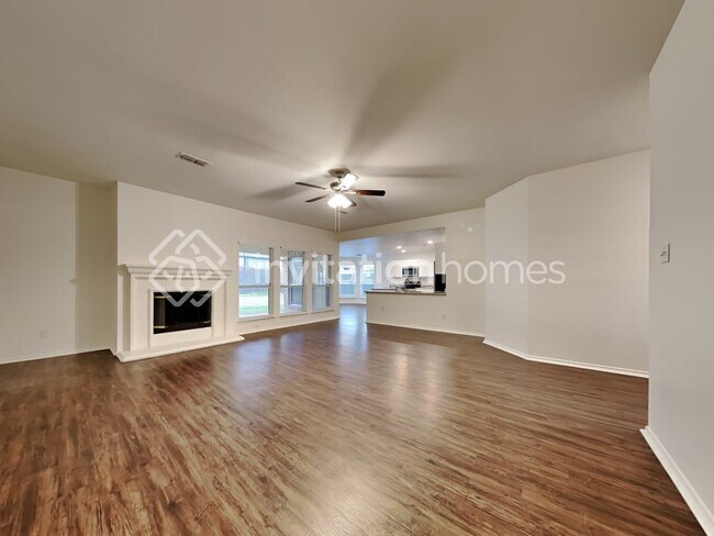 Foto del edificio - 536 Bent Oak Dr