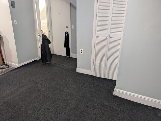 Foto del edificio - 8755 125th St