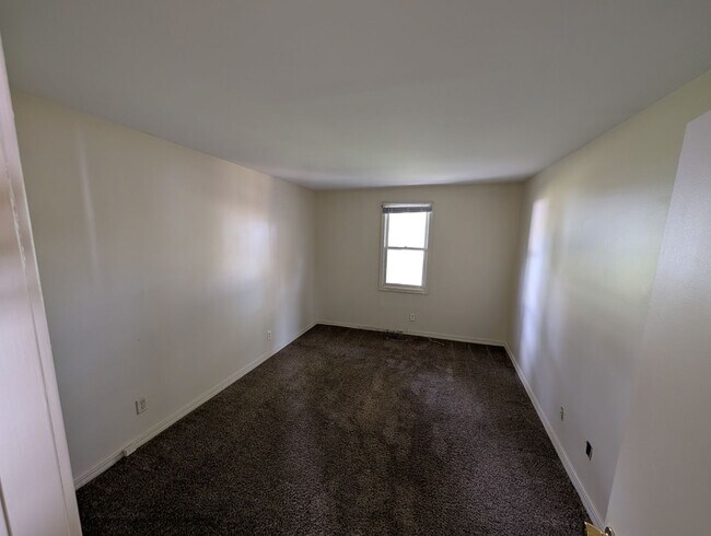 Foto del edificio - 148 N Cleveland Ave