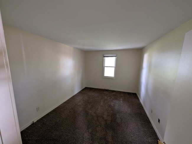 Building Photo - 148 N Cleveland Ave