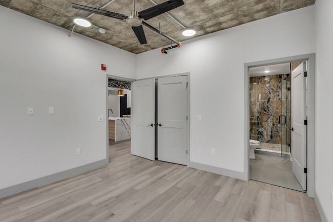 Photo - 1812 E Venango St Apartment