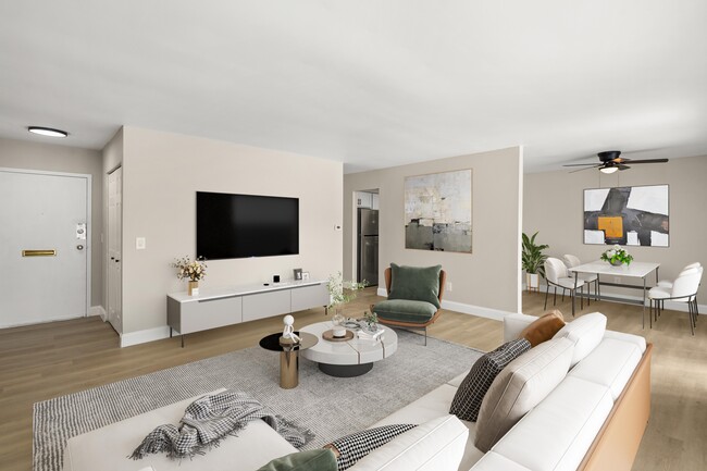 Building Photo - The Grove