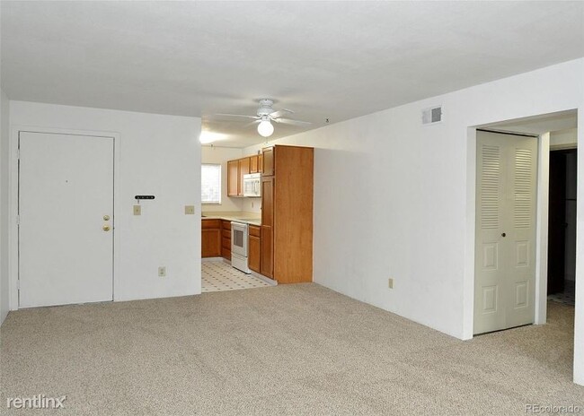 Building Photo - 2 br, 1 bath Condo - 1255 S Balsam St.