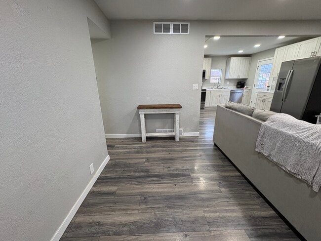 Building Photo - 1216 Richards Ave