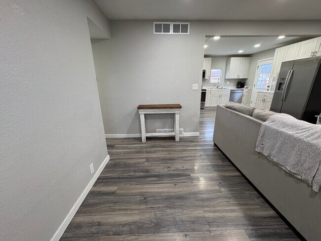 Foto del edificio - 1216 Richards Ave