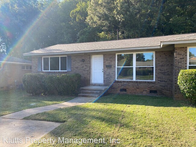 Building Photo - 2 br, 1 bath House - 4805 Malibu Drive