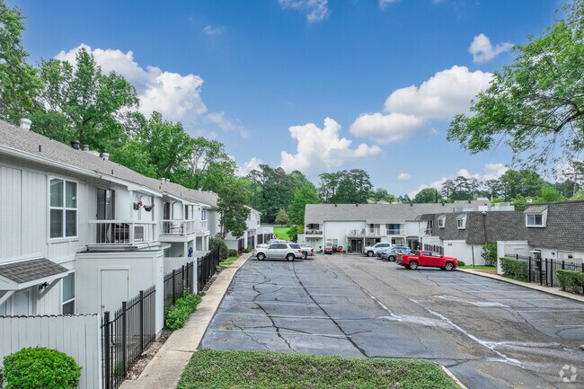 Foto del edificio - Point Clear Condominiums