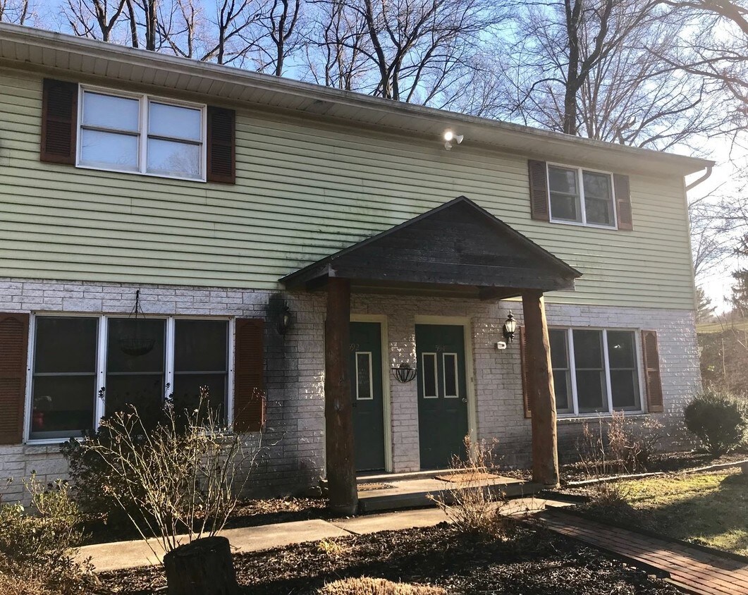 Foto principal - 588-594 Hill Church Rd