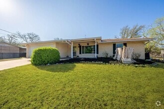 Building Photo - 1213 Donna Kay Dr