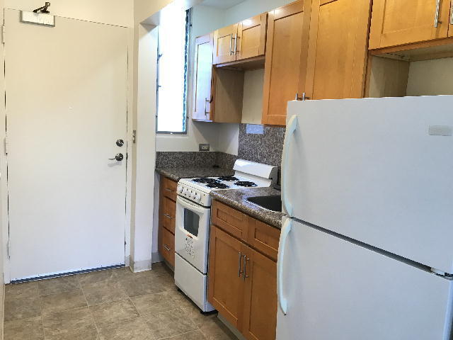 Building Photo - 2648 Kuilei St