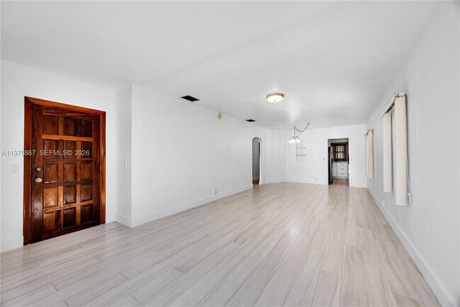 Foto del edificio - 150 SW 58th Ave