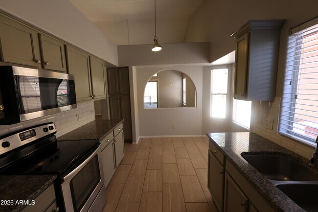 Building Photo - 9252 E Aster Dr
