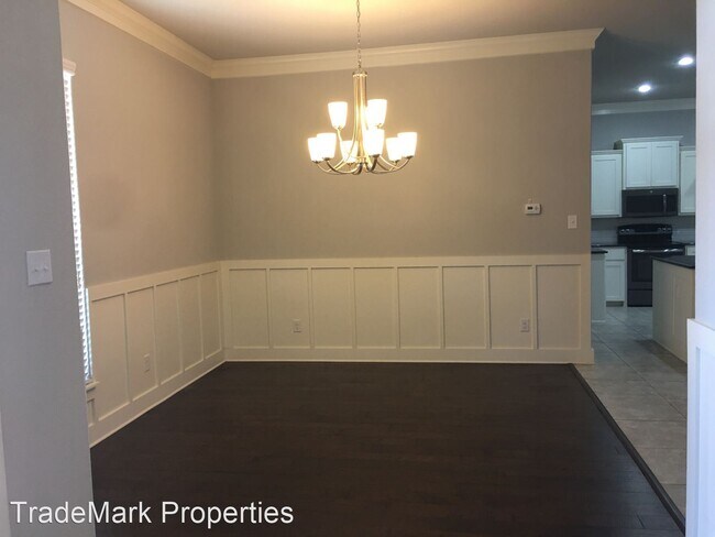 Building Photo - 3 br, 2 bath House - 123 Archstone Loop