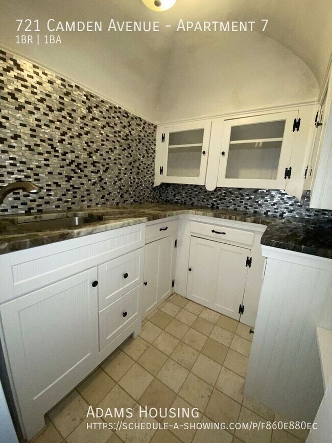 Building Photo - Charming 1 Bedroom Apartment